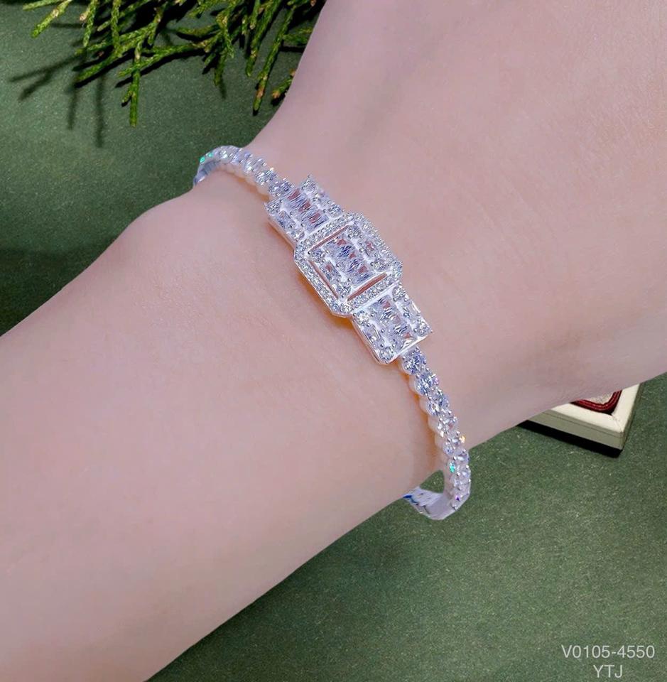 Vòng Xoàn YT-B75501-duoc-ban-tai-Kim Cường Jewelry