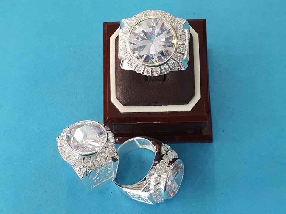 Nhẫn Nam Xoàn Mỹ Viên Chủ 10Ly-duoc-ban-tai-Kim Cường Jewelry