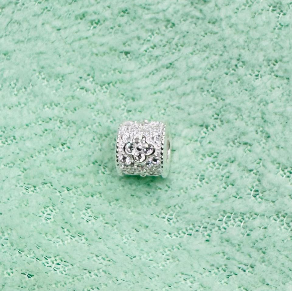 Mặt Xỏ Charm Bốn Lá YTK-78801-duoc-ban-tai-Kim Cường Jewelry