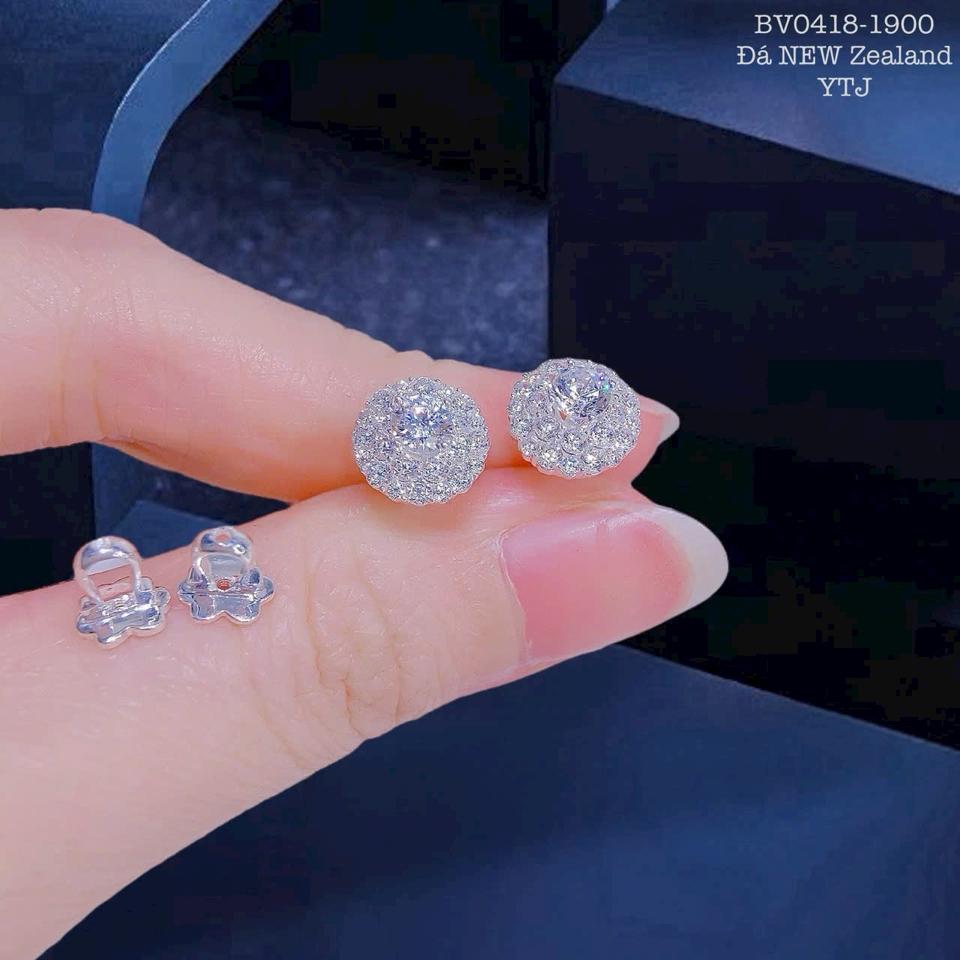 Bông Xoàn New Zealand Halo Tròn 4li 2T Đít Vặn YTM-79001-duoc-ban-tai-Kim Cường Jewelry