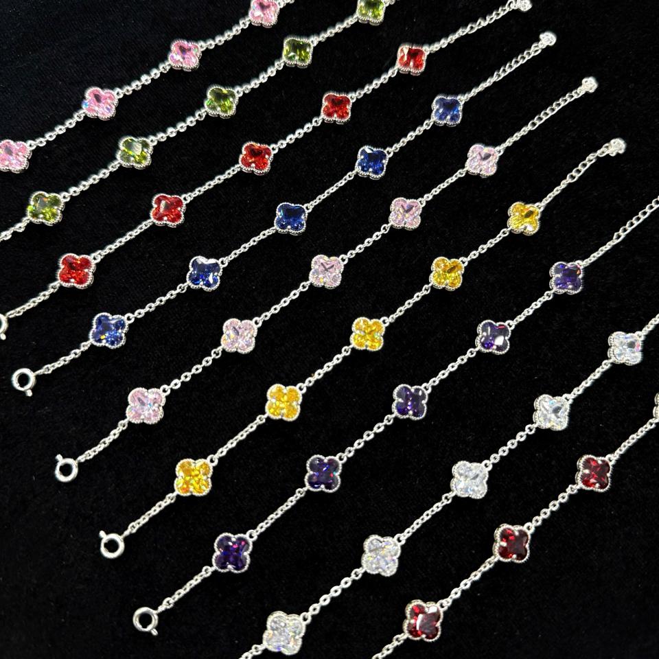 Lắc Cỏ Bốn Lá Đỏ 5 Bông Đá Nam Phi 8mm - KTPB-72702-duoc-ban-tai-Kim Cường Jewelry