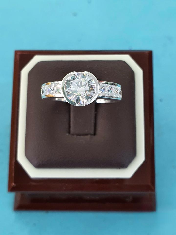 Nhẫn Xoàn Mỹ Hột Ngàm TPM-77001-duoc-ban-tai-Kim Cường Jewelry