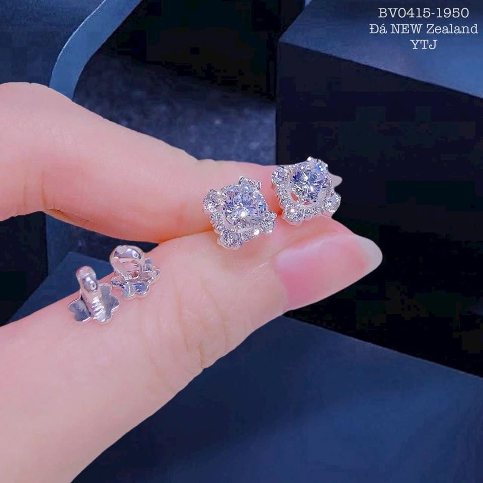 Bông Xoàn New zealand Vuông Khoá Vặn YT-M89501-duoc-ban-tai-Kim Cường Jewelry