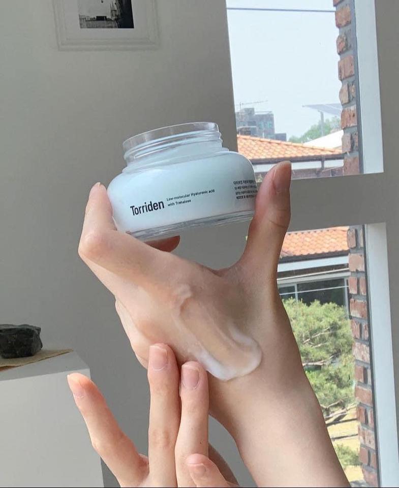 KEM DƯỠNG ẨM TORRIDEN DIVE IN SOOTHING CREAM 100ML-duoc-ban-tai-UMEE COSMETICS - MAHHA CLOSET