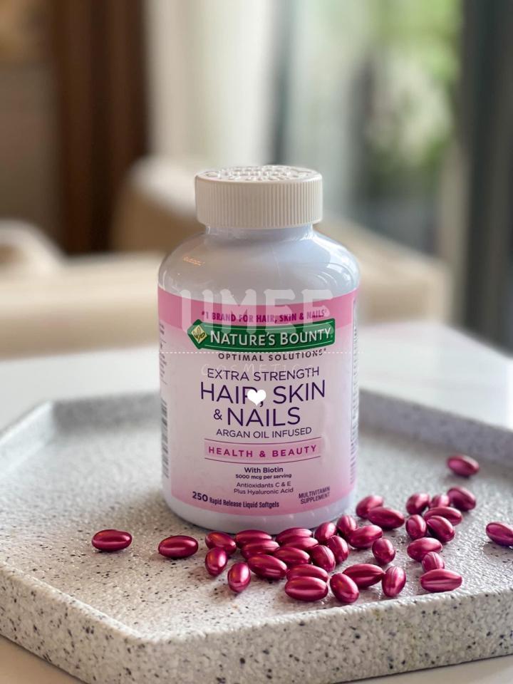 VIÊN UỐNG NATURE'S BOUNTY HAIR, SKIN & SNAIL 5000MCG 250 VIÊN-duoc-ban-tai-UMEE COSMETICS - MAHHA CLOSET