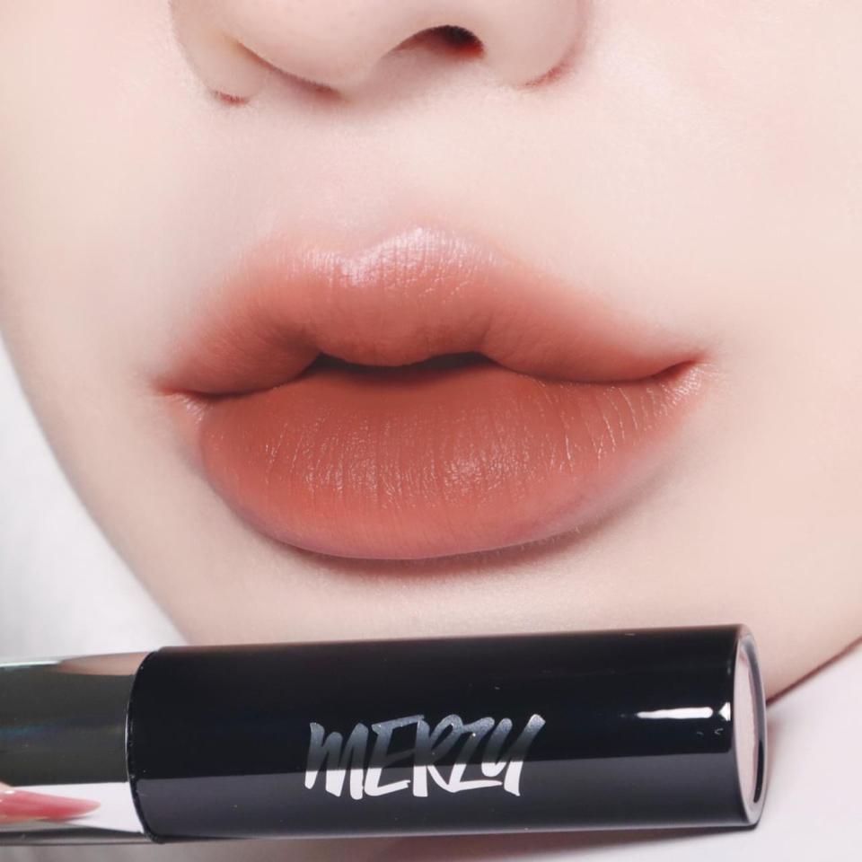 SON KEM MERZY CYBER MELLOW TINT -duoc-ban-tai-UMEE COSMETICS - MAHHA CLOSET