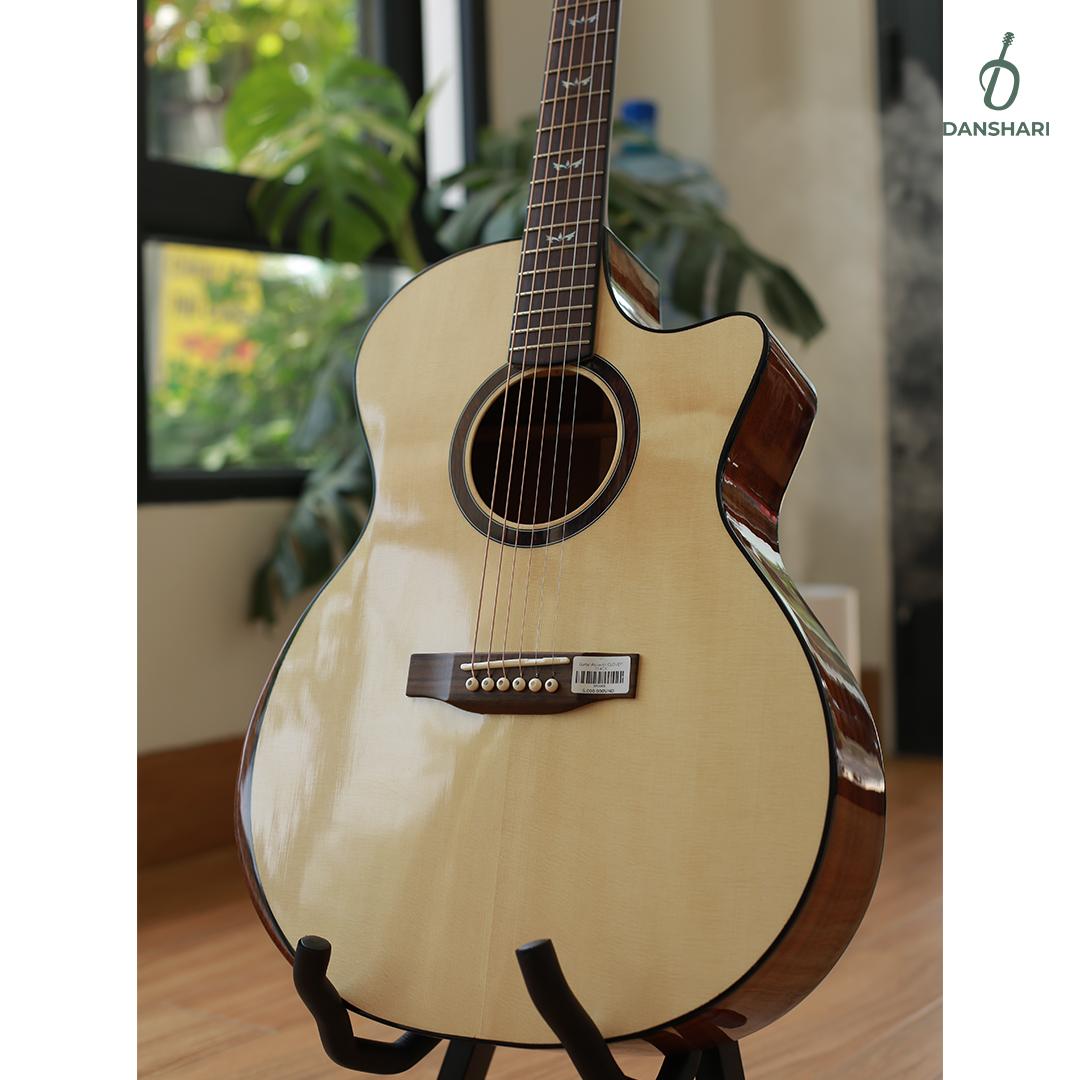 Guitar Acoustic CLOVER 214CX-duoc-ban-tai-Danshari Guitar
