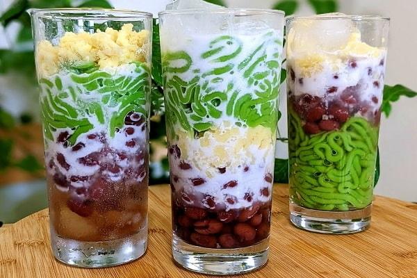 Chè đậu đỏ-duoc-ban-tai-MỘC QUÁN MỲ CAY
