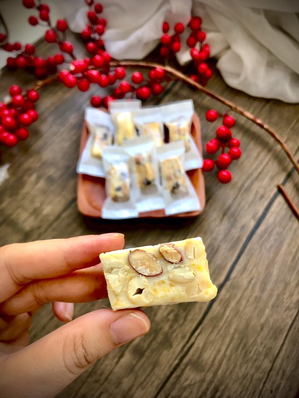 Kẹo nougat đường ăn kiêng 100g-duoc-ban-tai-HERBREAD - Tiệm bánh thủ công Sài Gòn