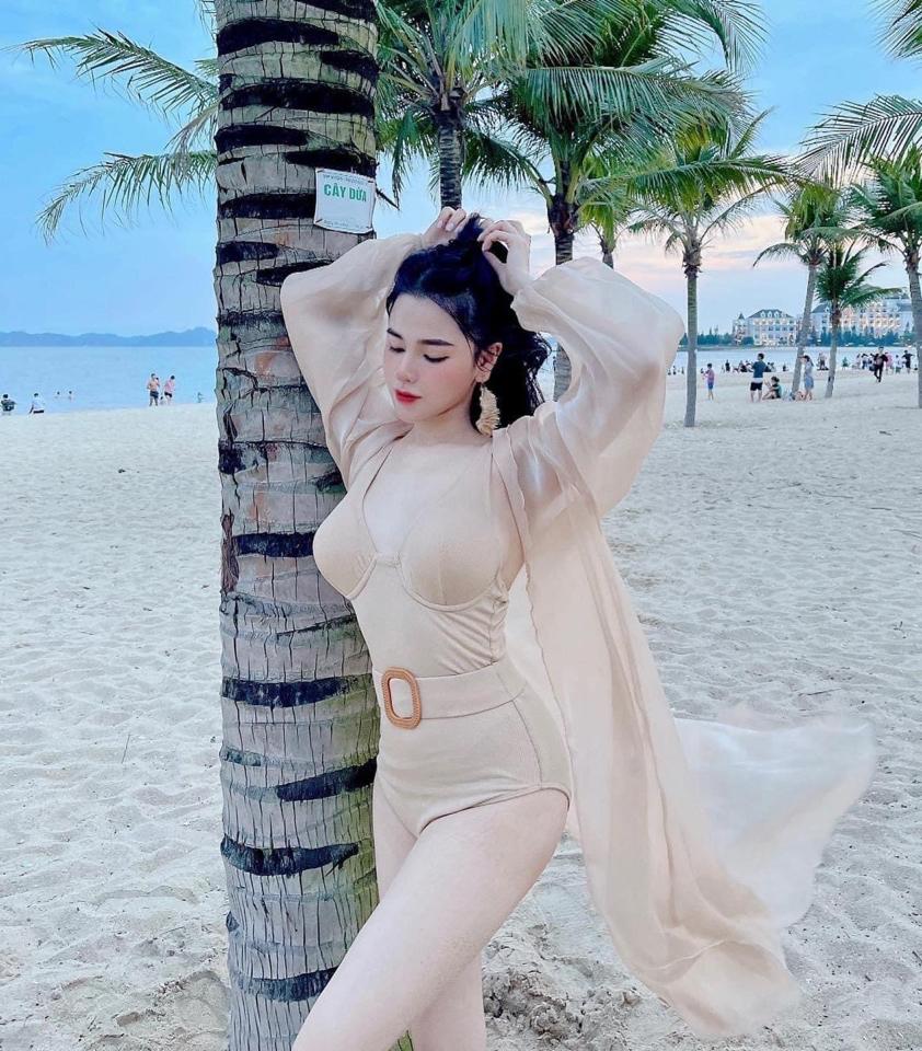 Áo Choàng -duoc-ban-tai-Lạc Bikini