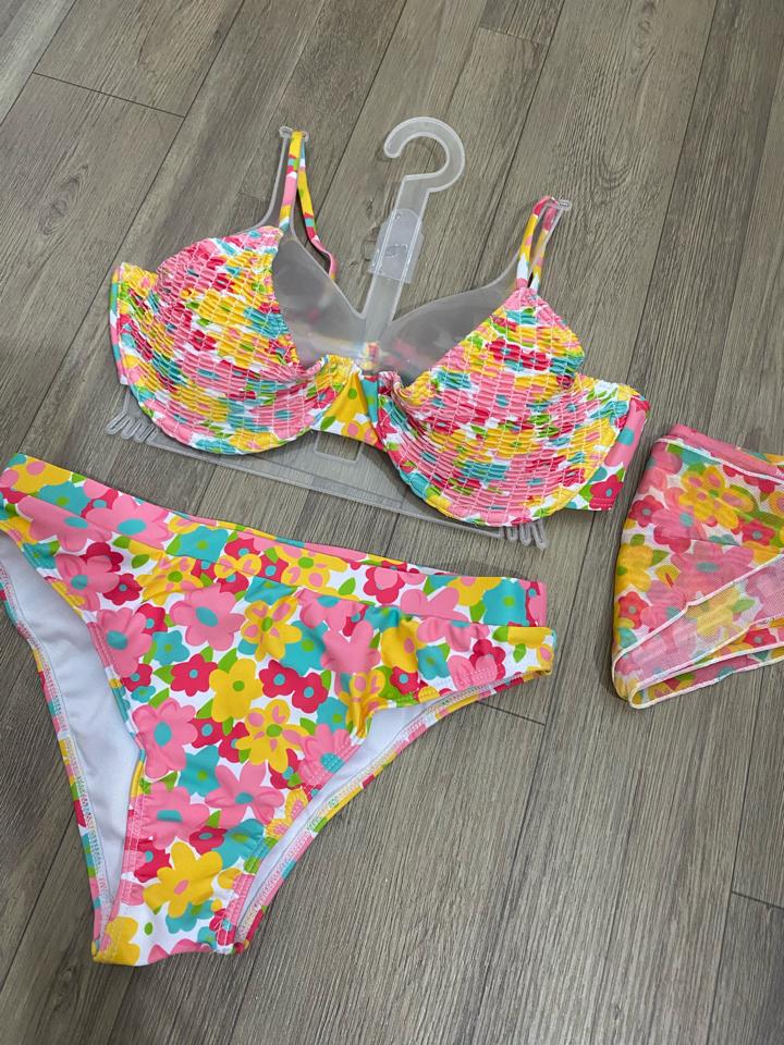 Hoa nhí gọng ngực 3ct QCCC -duoc-ban-tai-Lạc Bikini