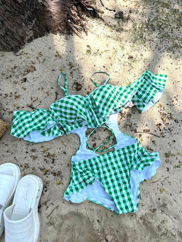 Bikini caro QCCC - M-duoc-ban-tai-Lạc Bikini