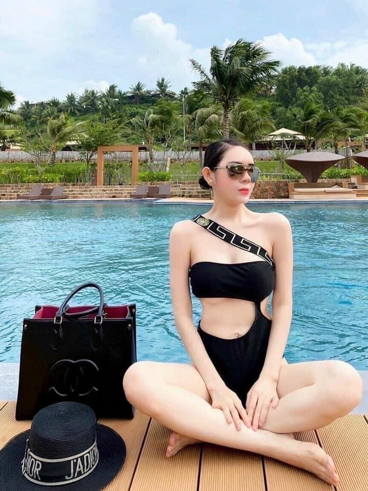 Bikini body Versace dây chéo like auth -duoc-ban-tai-Lạc Bikini