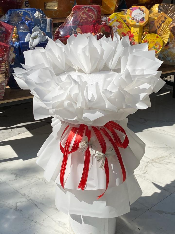35 sap 18 nhu kim tuyen Cốt chân dài-duoc-ban-tai-Ulieshop flowers
