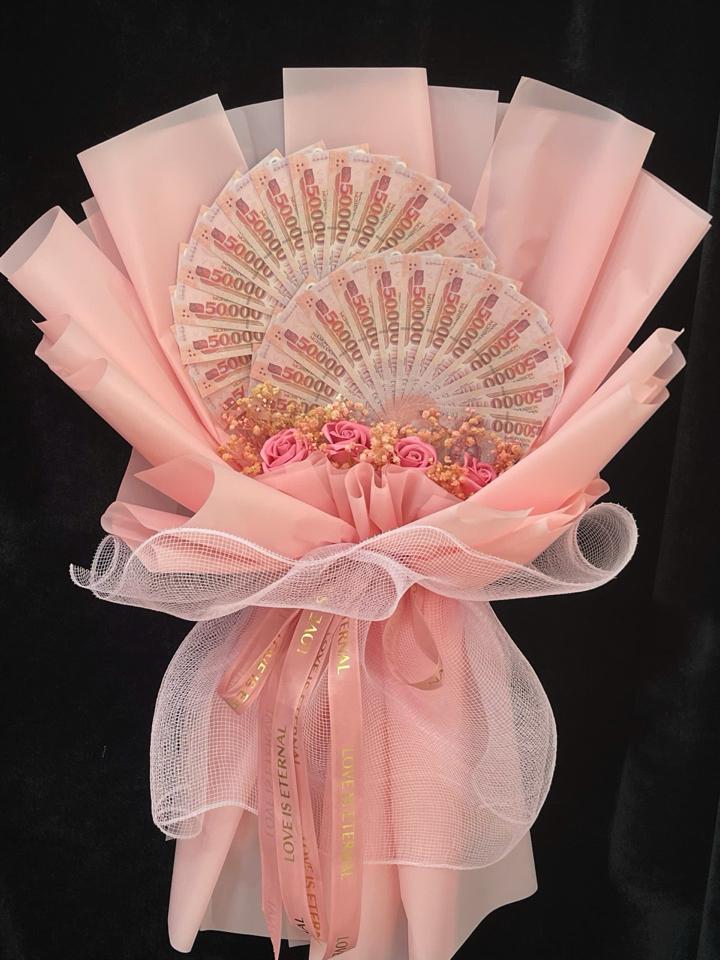 30 tờ 50k hình quạt -duoc-ban-tai-Tiệm Hoa Ulie quận 12 HCM