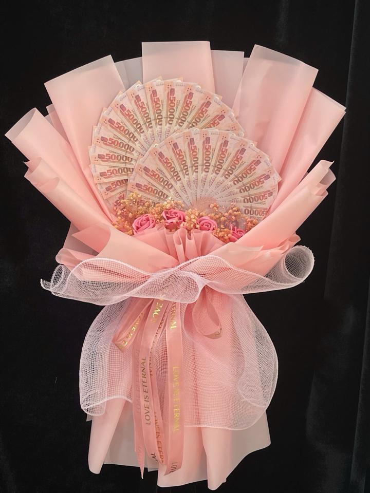 30 tờ 50k hình quạt -duoc-ban-tai-Tiệm Hoa Ulie quận 12 HCM