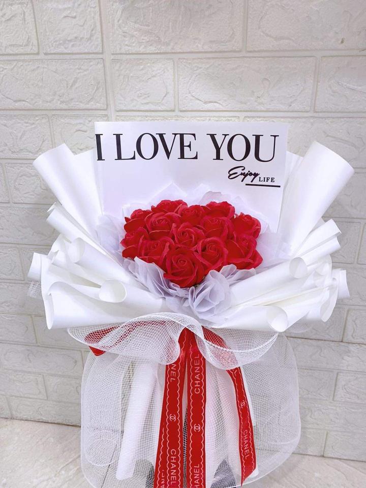 Hoa sáp trái tim 13-duoc-ban-tai-Ulieshop flowers