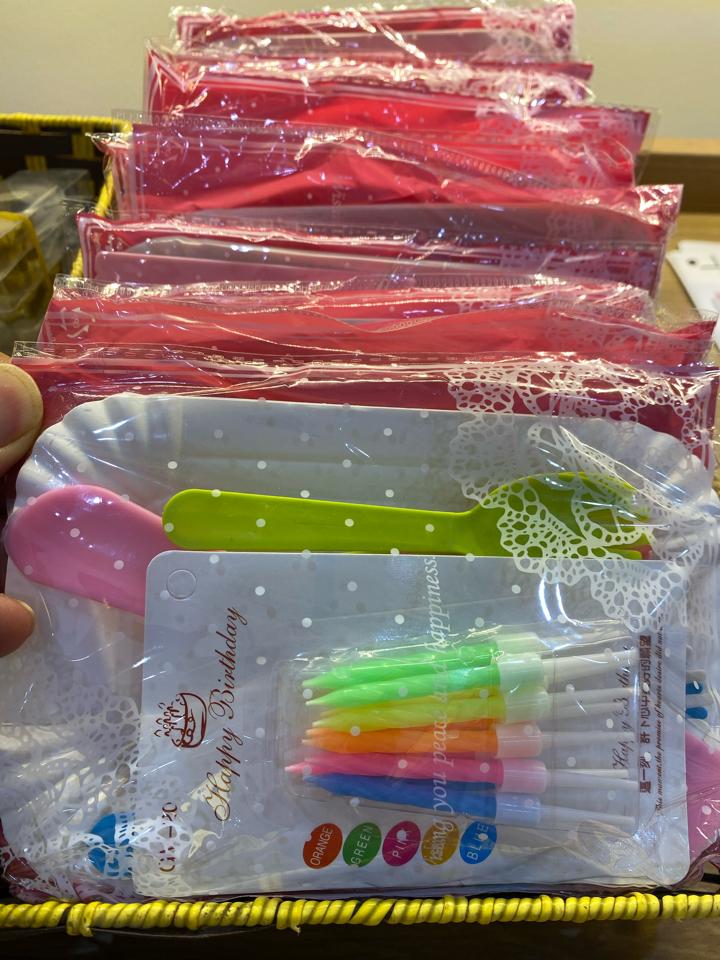 BỘ DAO DĨA NẾN-duoc-ban-tai-Lưu Duy Bakery