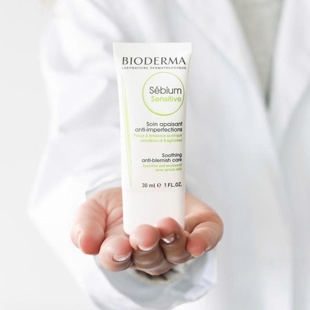 Kem Dưỡng Bioderma Sebium Sensitive 30ml-duoc-ban-tai-Thẩm mỹ da Bs.Loan