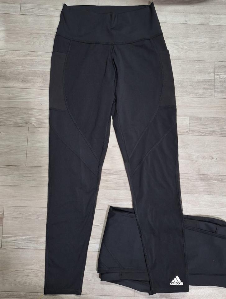 Legging adidas-duoc-ban-tai-Annie Store