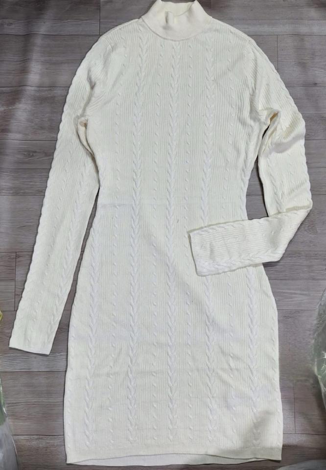 Đầm len Abercrombie-duoc-ban-tai-Annie Store