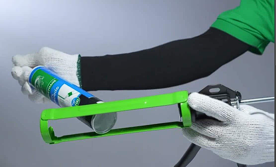 Crocodile Poly-U Seal (Trắng)-duoc-ban-tai-CTY TNHH VLXD PHƯỚC TÂN PHÁT