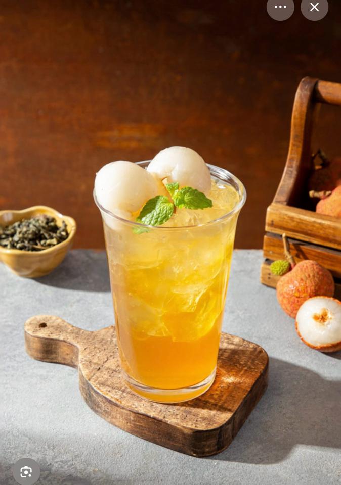 Trà Vải-duoc-ban-tai-Ngọc Bích Coffee