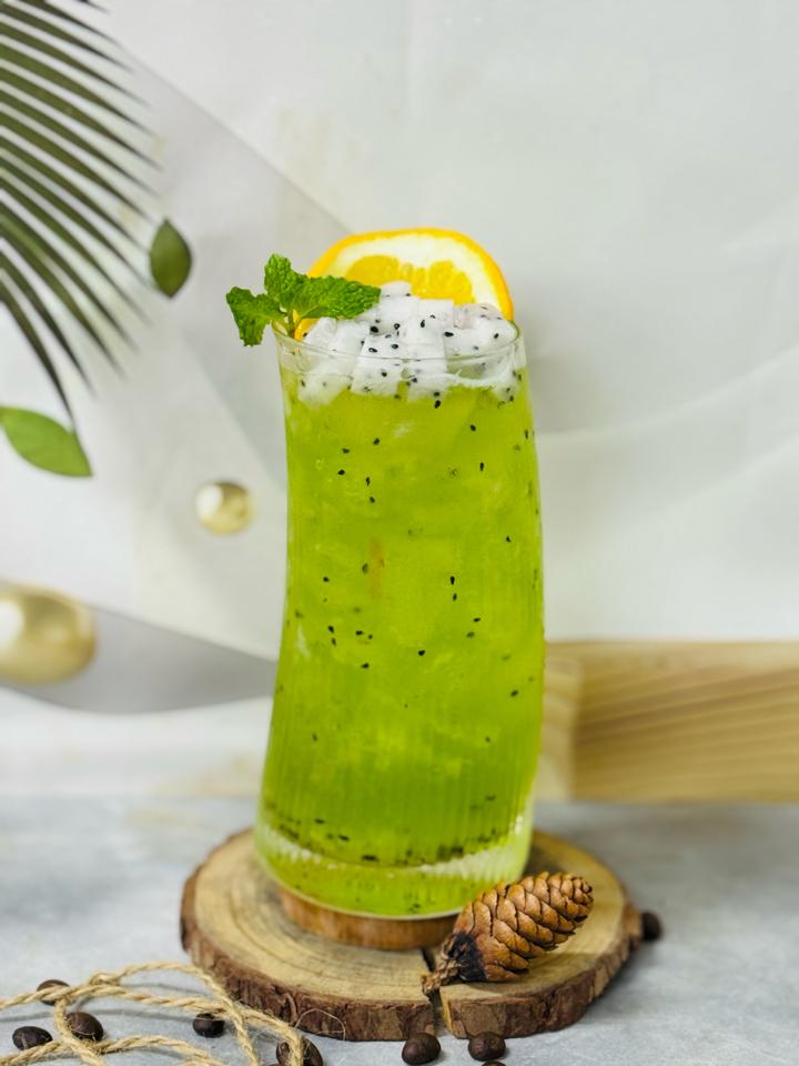 Thanh Trà Dưa Lưới-duoc-ban-tai-Ngọc Bích Coffee