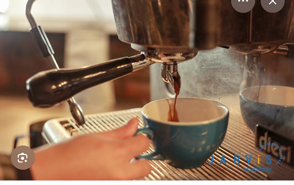 Cà Phê Đen Nóng / Pha Máy-duoc-ban-tai-Ngọc Bích Coffee