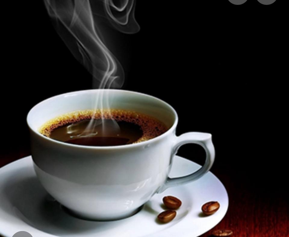 Cà Phê Đen Nóng / Pha Phin-duoc-ban-tai-Ngọc Bích Coffee