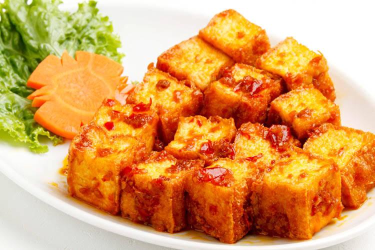 Đậu hủ chiên xả-duoc-ban-tai-Hoa Cau Quán