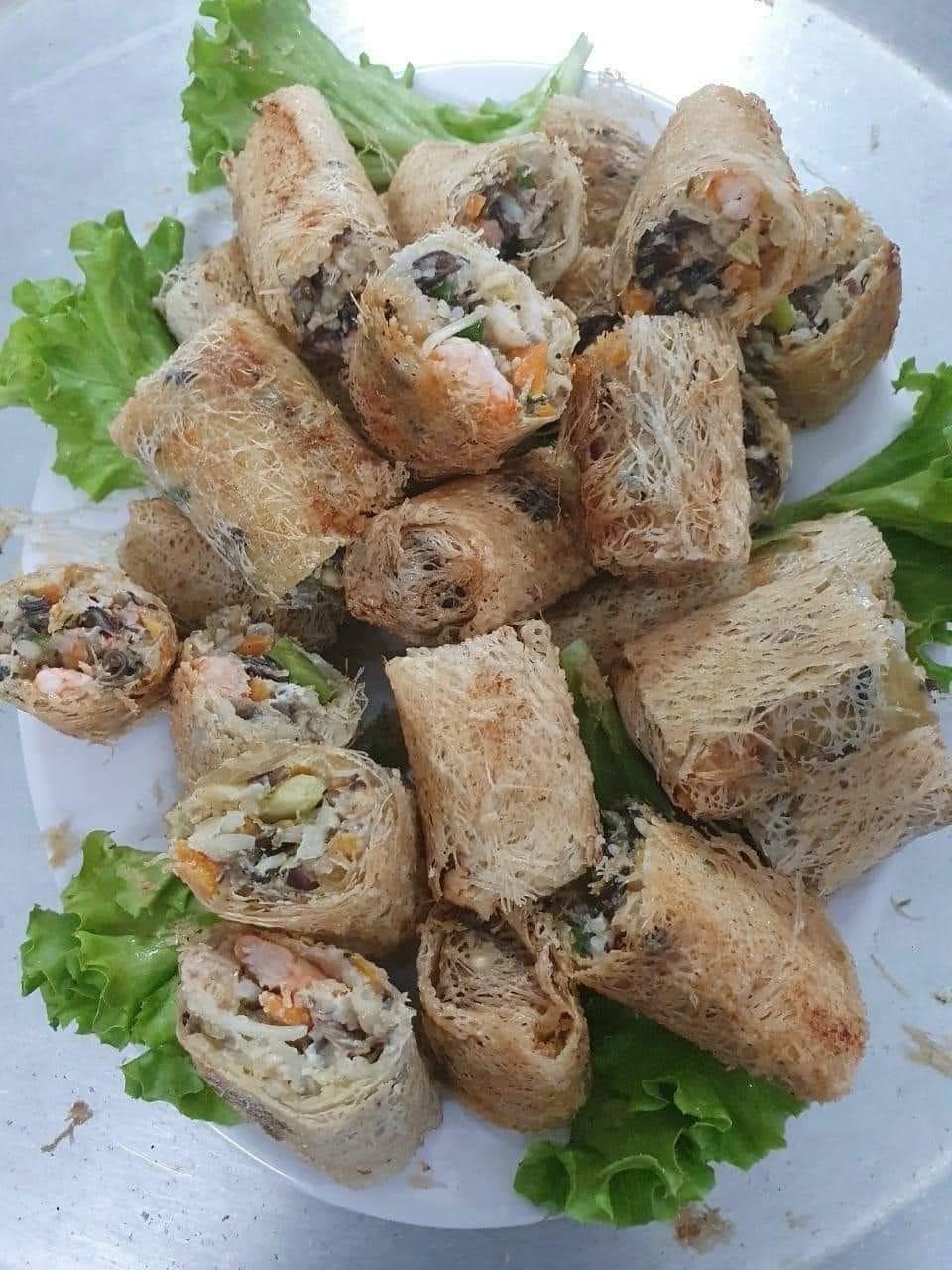 Nem rế hải sản ngon-duoc-ban-tai-BẾP NHÀ TRANG