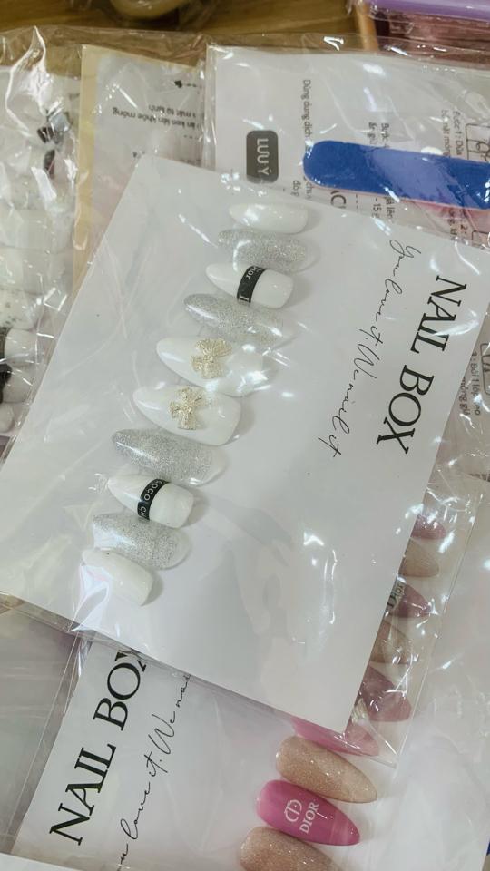 Nail Box nhọn vỉ-duoc-ban-tai-PITY SHOP