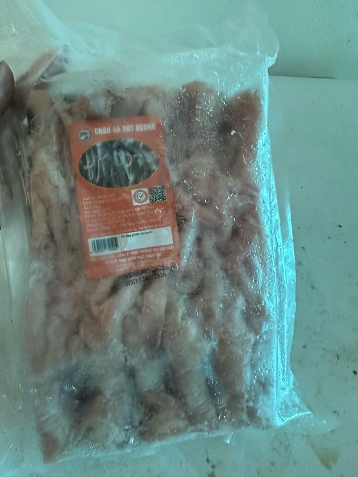Chân gà rút xương lục hồng-duoc-ban-tai-Nhà Cung Cấp Thực Phẩm HT FOOD