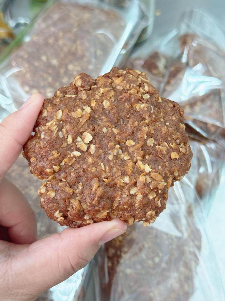 Bánh Quy Úc ( sỉ) -duoc-ban-tai-Tiệm Bánh Cô Diên