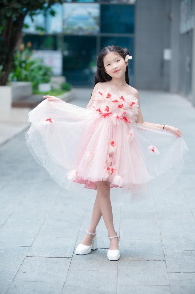 Đầm công chúa hồng nhạt-duoc-ban-tai-WOW KID TRAINING