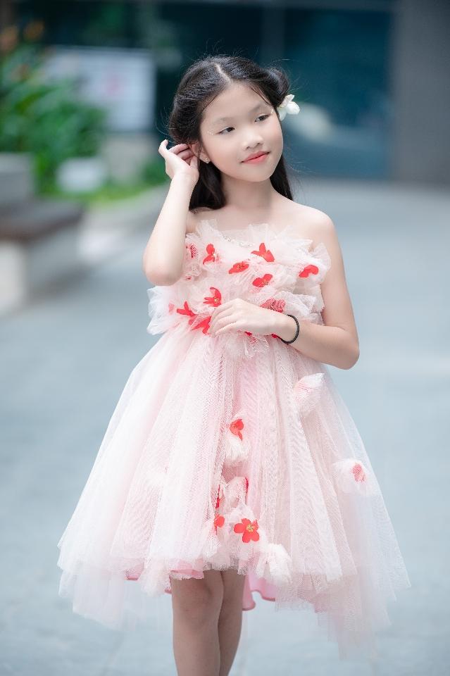 Đầm công chúa hồng nhạt-duoc-ban-tai-WOW KID TRAINING