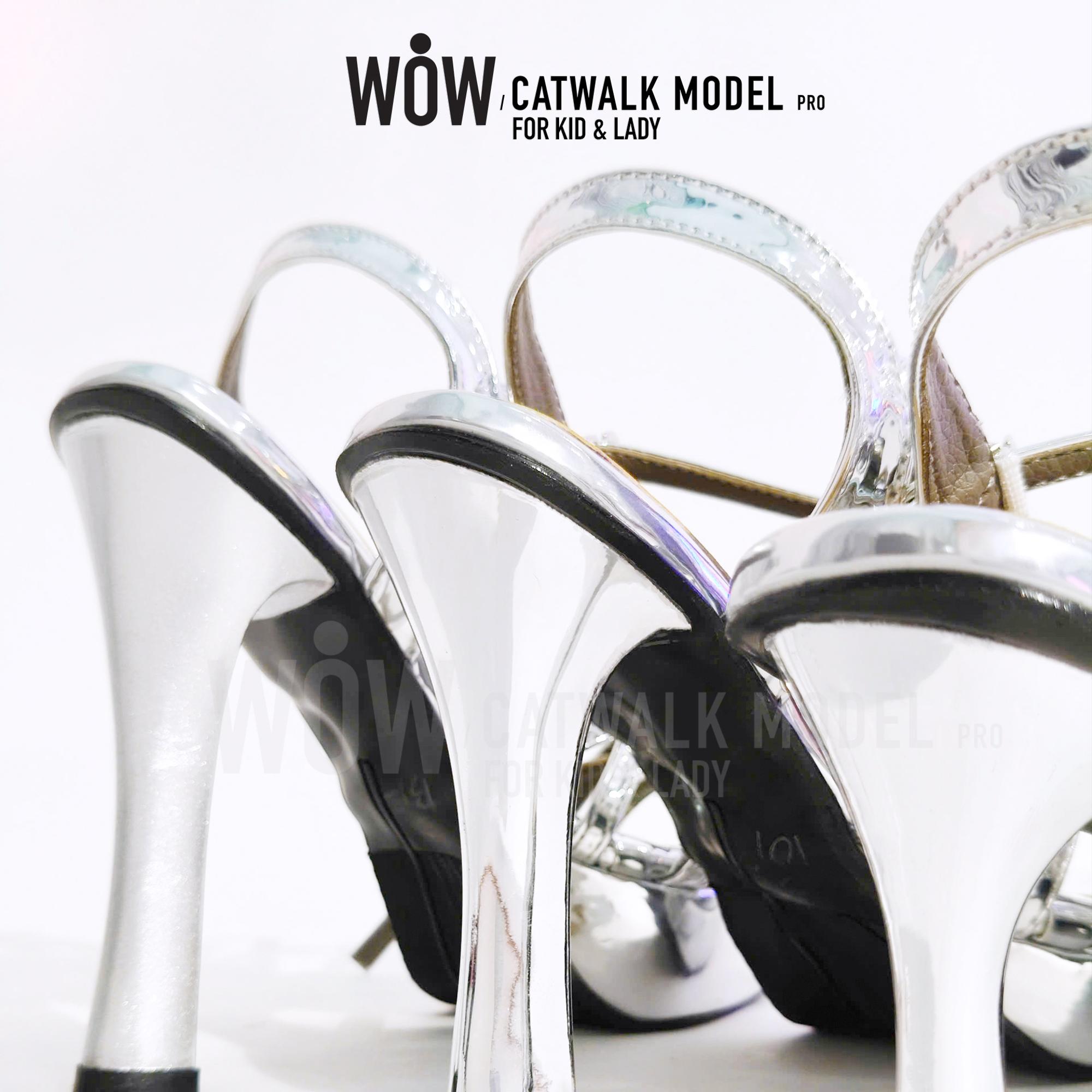 Giày Catwalk trẻ em - người lớn-duoc-ban-tai-WOW KID TRAINING