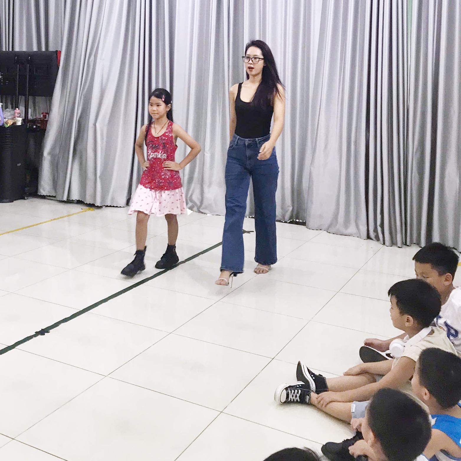 Khoá học Model Kid Cơ Bản Hè chỉ từ 350K-duoc-ban-tai-WOW KID TRAINING