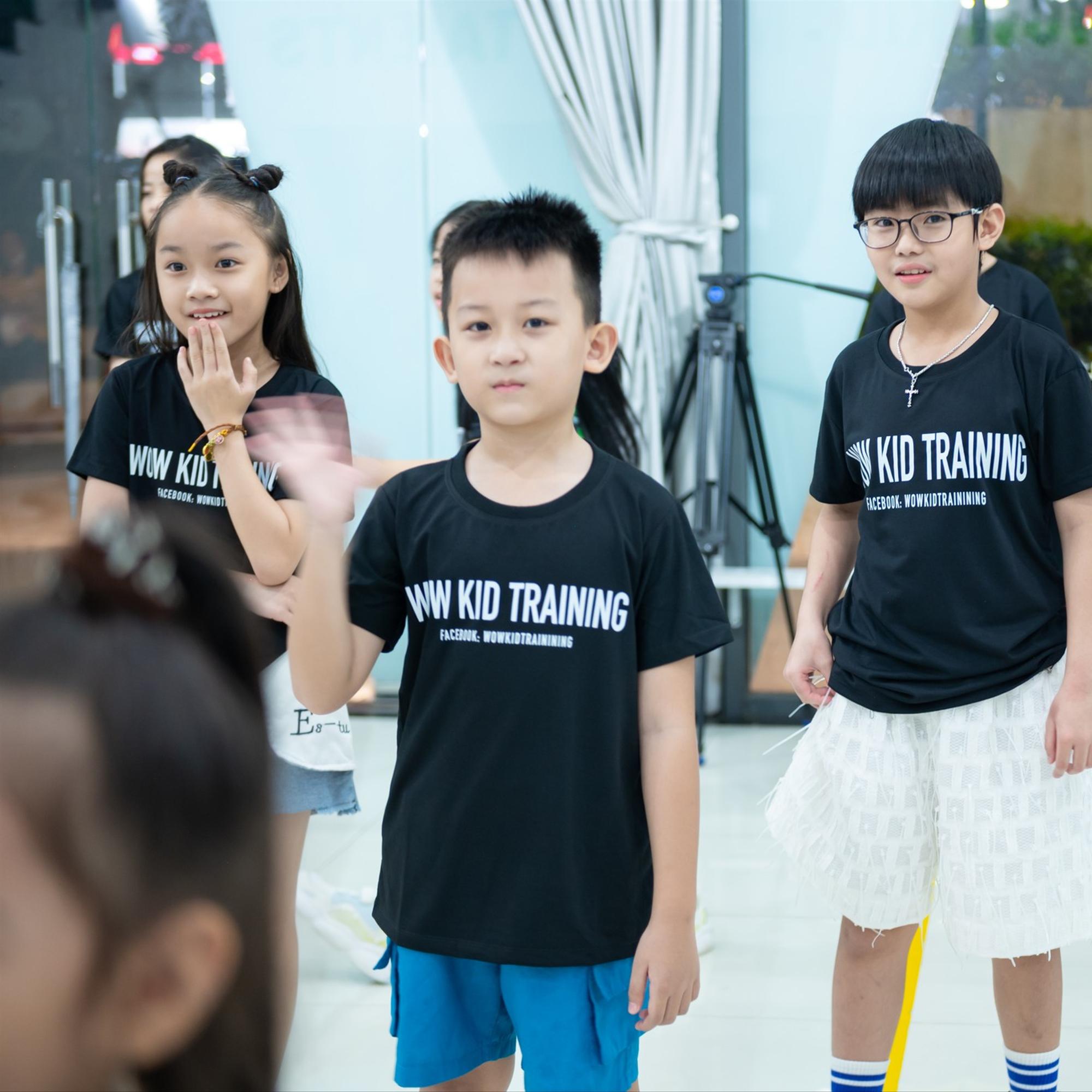 Khoá học Dance Kid cuối tuần-duoc-ban-tai-WOW KID TRAINING
