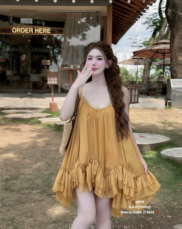 Váy vàng đi biển -duoc-ban-tai-Ngọc Trinh Store