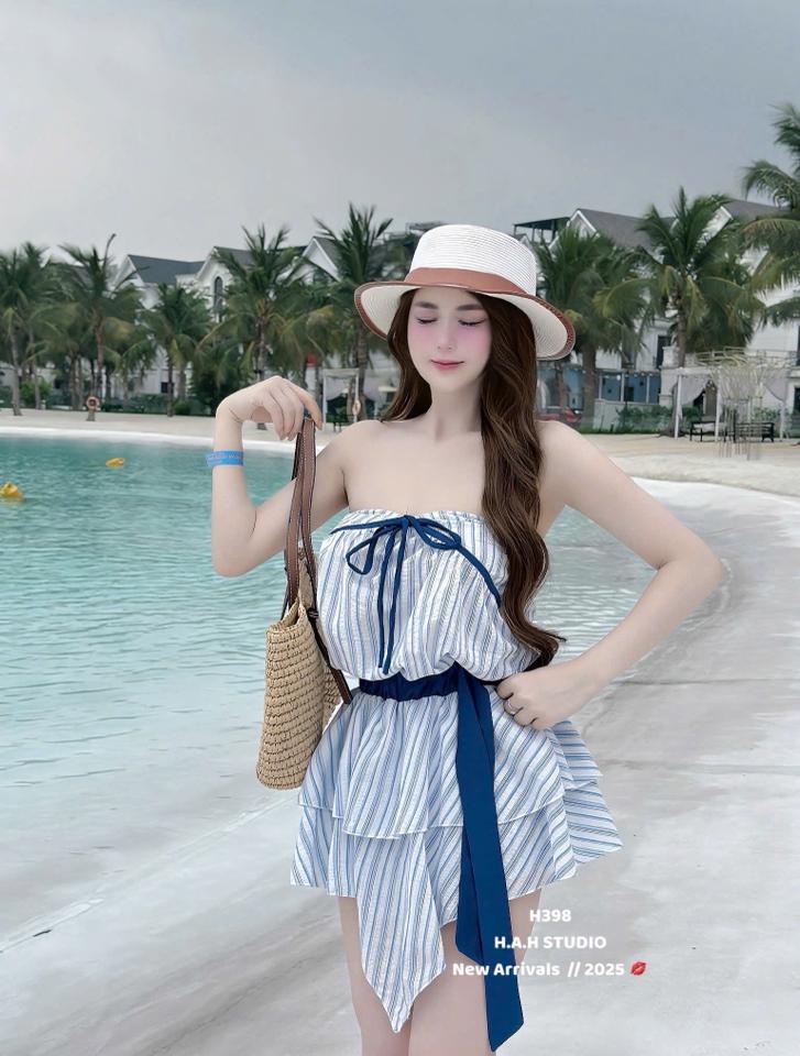 Váy xanh buộc nơ-duoc-ban-tai-Ngọc Trinh Store
