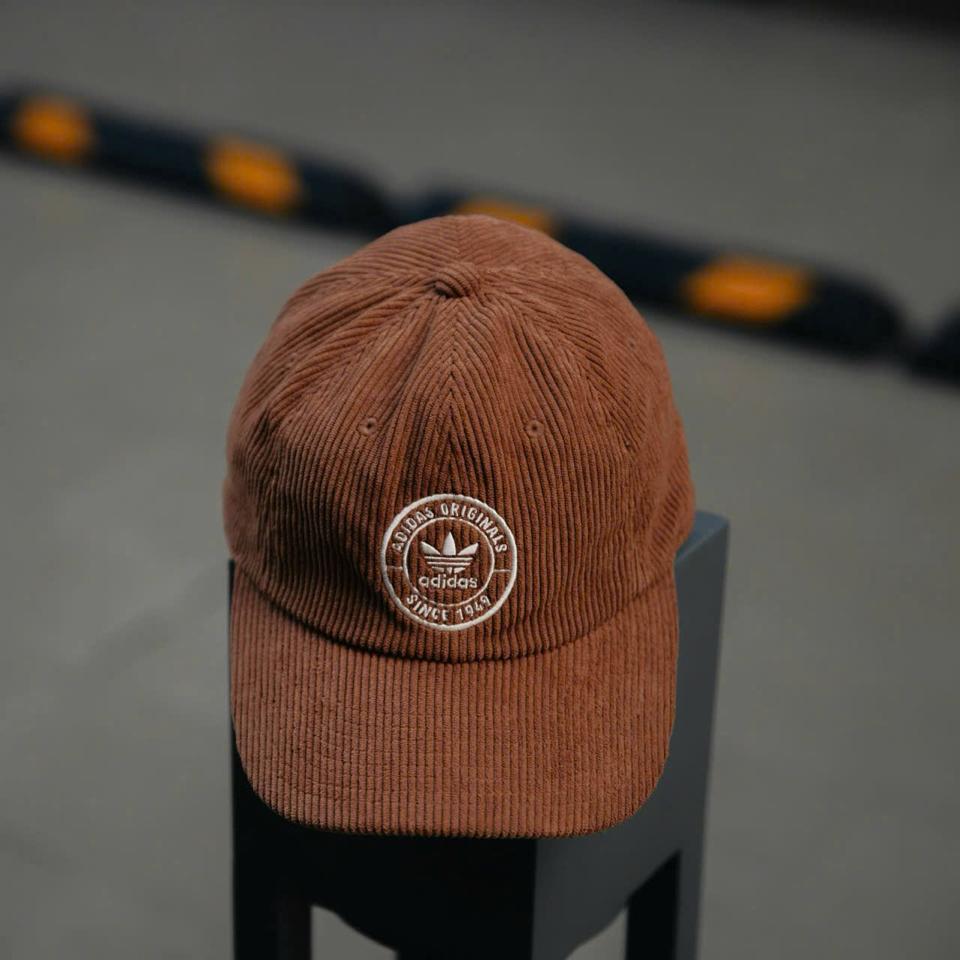 ADIDAS Resort Cord Strapback Hat-duoc-ban-tai-Casual Culture