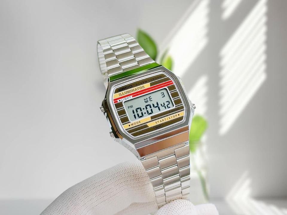 Casio Japan A168WEHA-9A-duoc-ban-tai-Casual Culture