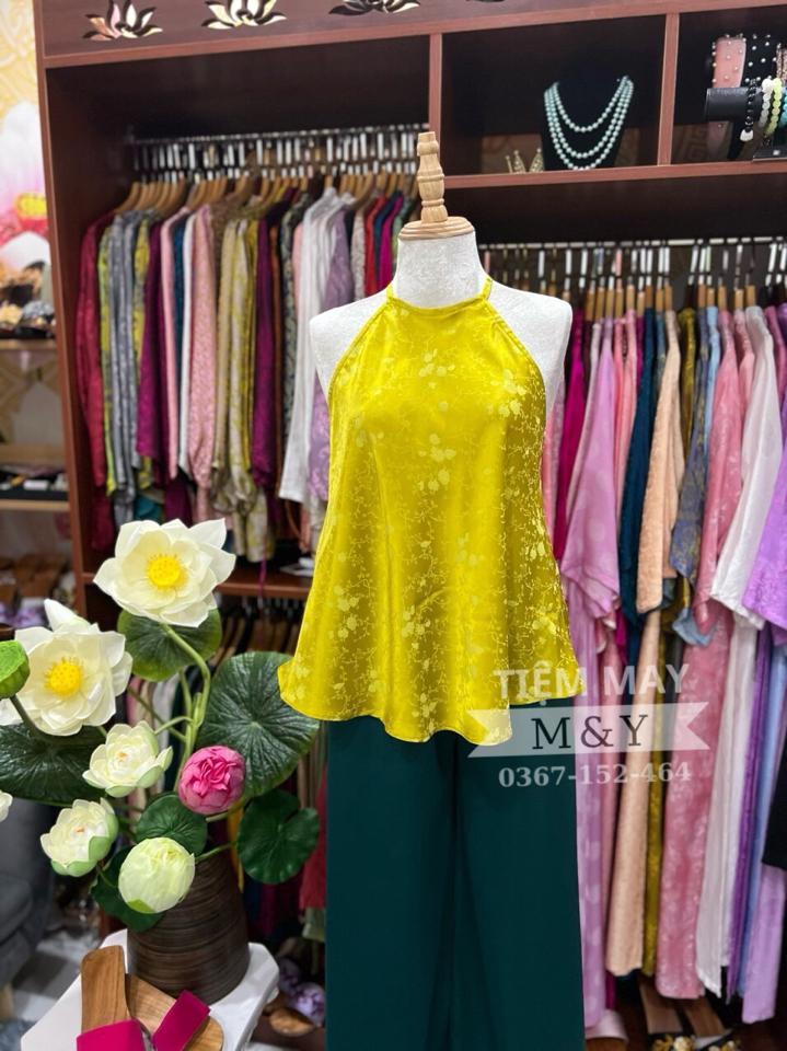 Yếm gấm tơ cao cấp✔️-duoc-ban-tai-Tiệm M&Y- Tâm An Lành- Pháp phục thiết kế, may đo riêng