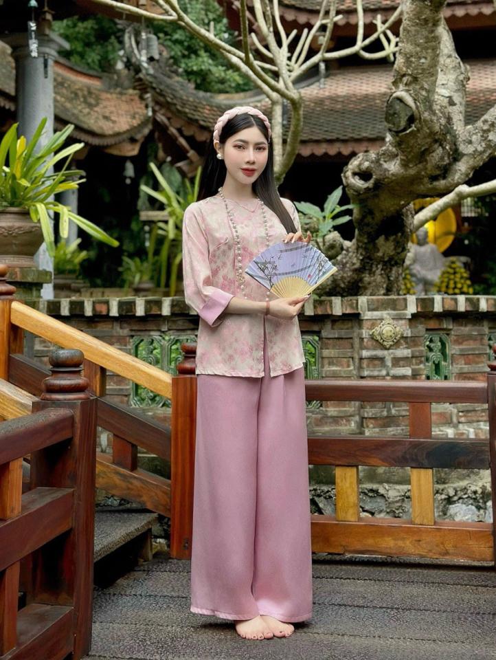 Tơ tằm Vạt hò hoa cúc -duoc-ban-tai-Tiệm M&Y- Tâm An Lành- Pháp phục thiết kế, may đo riêng