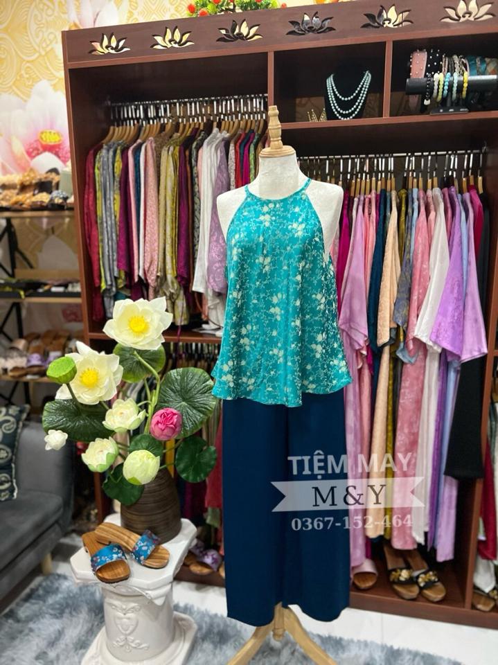 Yếm gấm tơ cao cấp✔️-duoc-ban-tai-Tiệm M&Y- Tâm An Lành- Pháp phục thiết kế, may đo riêng