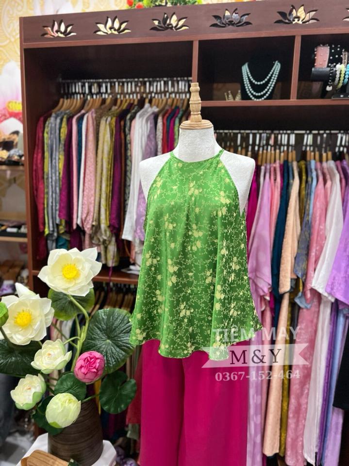 Yếm gấm tơ cao cấp✔️-duoc-ban-tai-Tiệm M&Y- Tâm An Lành- Pháp phục thiết kế, may đo riêng