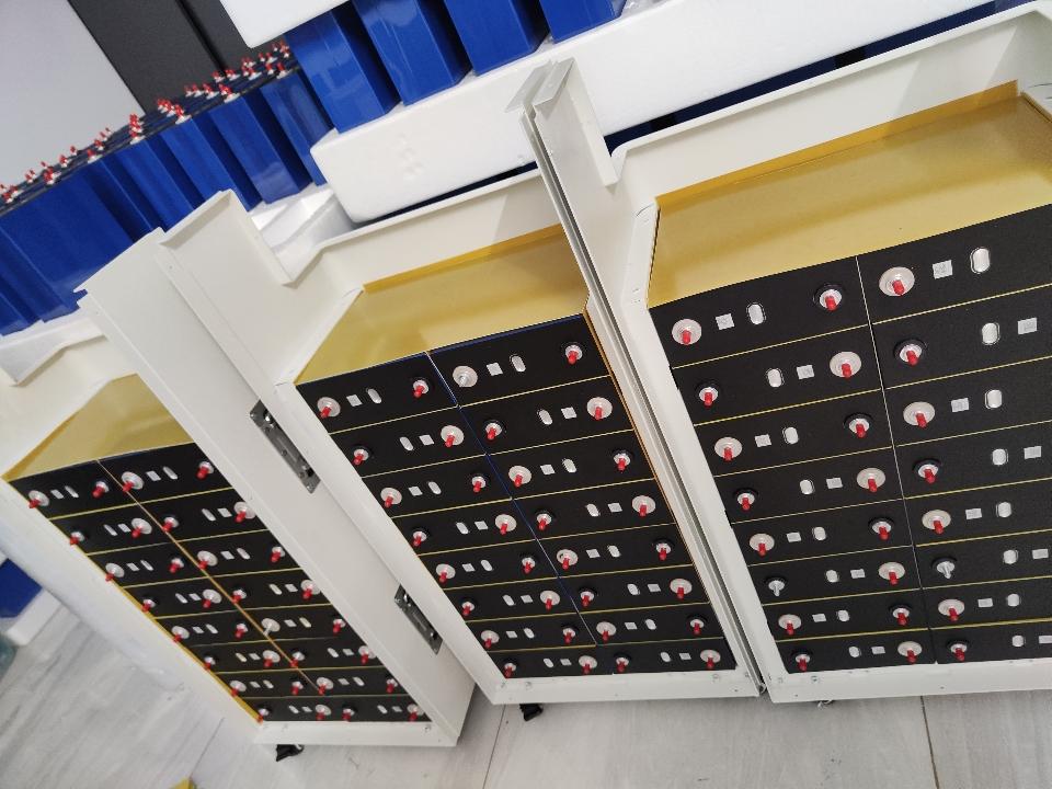 Pin lưu trữ TDESSLV16 51.2V 314Ah Lưu trữ 16kwh-duoc-ban-tai-TD ENERGY