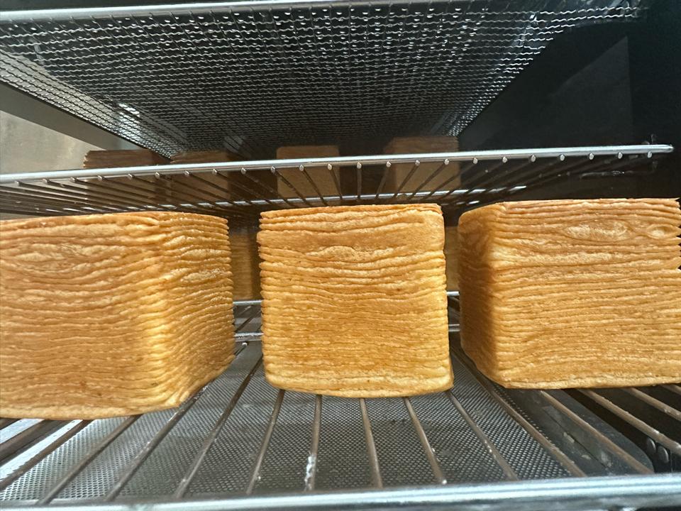 (Kho) Pistachio Cube -duoc-ban-tai-TD Pastry